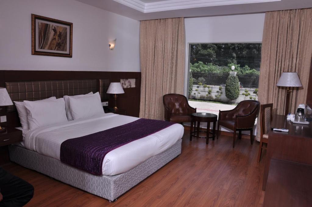 Lilywhite Hotel Nueva Delhi Habitación foto